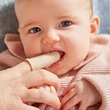 Ujjra húzható fogtisztító (hordozó tokkal)- sárga/bézs