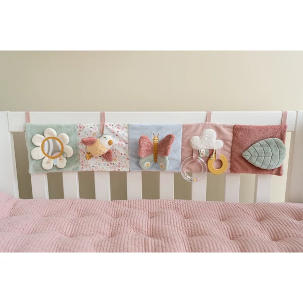 LITTLE DUTCH HAJTOGATHATÓ BABAKÖNYV és rácsvédő - VIRÁGOK&PILLANGÓK