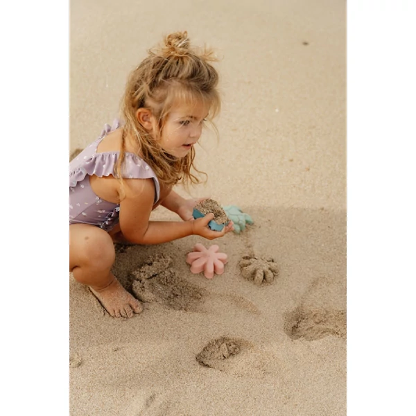 LITTLE DUTCH HOMOKOZÓ FORMÁK ÉS LAPÁT SZETT PINK