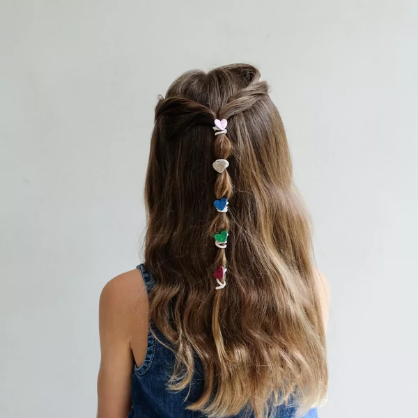 Csillogó szívecskés hajgumik - 8 db-os szett