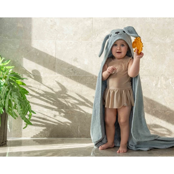 Filibabba szürke kapucnis fürdőlepedő