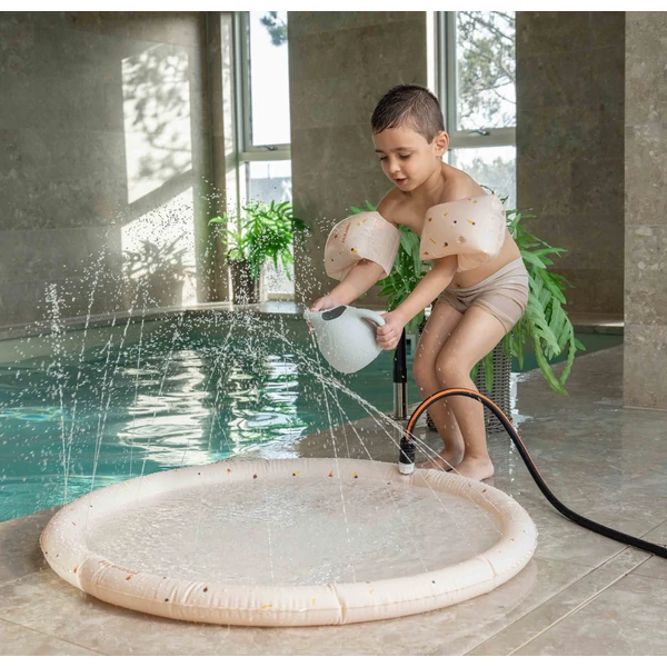 rózsaszín mini medence