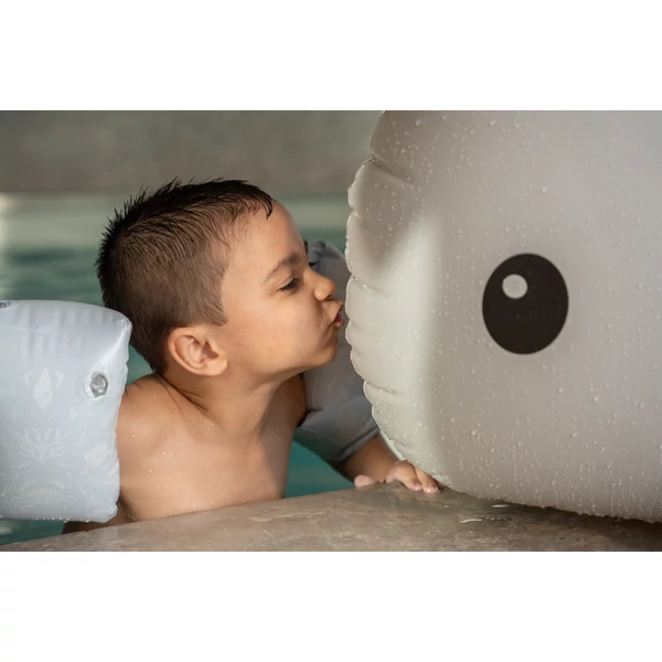 gyermek vízijáték